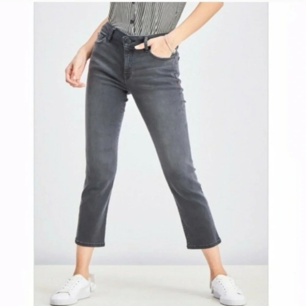 Warp + Weft‎ Charcoal Ankle Jeans - Picture 2 of 9